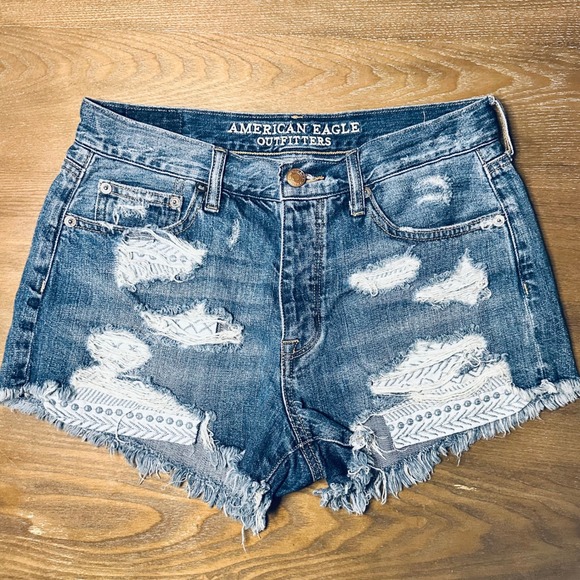 American Eagle Outfitters Pants - American Eagle Vintage Button Fly Denim High Rise Festival Shorts‎ Womens Size 4